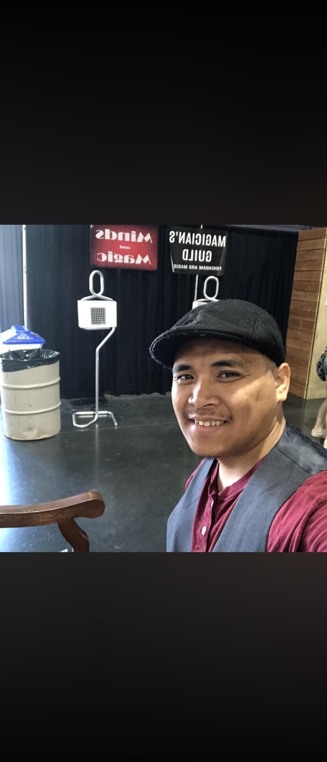 Tetra smiling inside an early performance venue